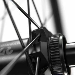 Dt-swiss Roue Avant HU 1900 Spline® 27,5" 35mm CL Boost -Pièces vélo trekking Soldes DTSwiss HU 1900 ProductDetail Hub 002 1920px4im29dVzUqDOj