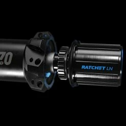 Dt-swiss Roue Arrière HU 1900 Spline® 27,5" 35mm CL Boost -Pièces vélo trekking Soldes DTSwiss Hybrid Utility FHB 1920pxAQUdeh6CUHLKt