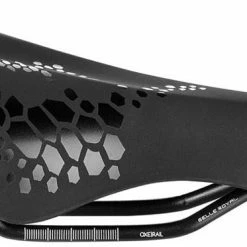 Selle Royal Selle Freeway Fit Athletic 6 Selle Royal Selle Freeway Fit Athletic -Pièces vélo trekking Soldes Selle Royal Freeway Fit Athletic Sattel 8V99UR0A38069 3