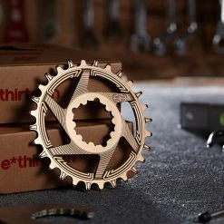 E-thirteen Plateau Helix R DM 30T Pour SRAM 11/12 Vitesses 9 E-thirteen Plateau Helix R DM 30T Pour SRAM 11/12 Vitesses -Pièces vélo trekking Soldes ethirteen Helix R DM Kettenblatt 28T fur SRAM CR4HRA 136 4